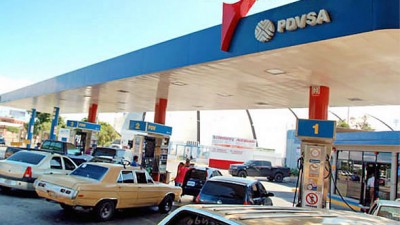 Maduro aumentó la nafta un 6.185 por ciento