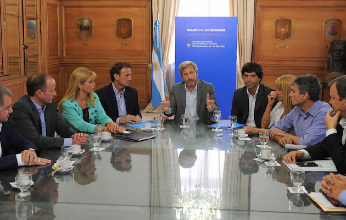 Intendentes bonaerenses del PJ reclamaron al Gobierno recuperar puntos de la coparticipación