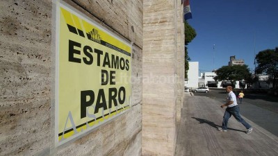 Santa Fe: Municipales van por una suba salarial superior al 32% y analizan más paros