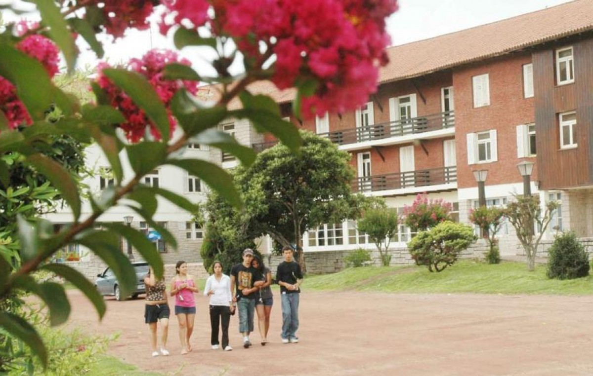 Preocupación e incertidumbre en Embalse por la situación de los hoteles estatales