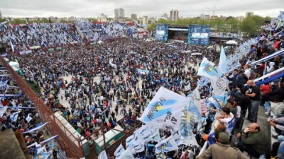 El kirchnerismo dará una muestra de fuerza en un plenario, de cara a las internas del PJ
