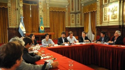 Desde el FpV acusan al ministro de Infraestructura de querer «manipular los fondos» destinados a los municipios bonaerenses