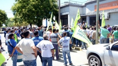 Temen una catástrofe laboral por la parálisis de Atucha: La desocupación podría subir 25 puntos