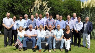 El bloque peronista de la FAM se abroquela ante la embestida de Cambiemos