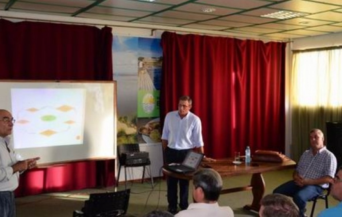 Aplicarán plan de apoyo agrícola en 9 municipios correntinos