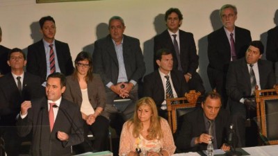 El Intendente de Córdoba envía barrido al Esop y licita la basura