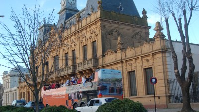 Los jubilados municipales de Suárez siguen sin aumentos