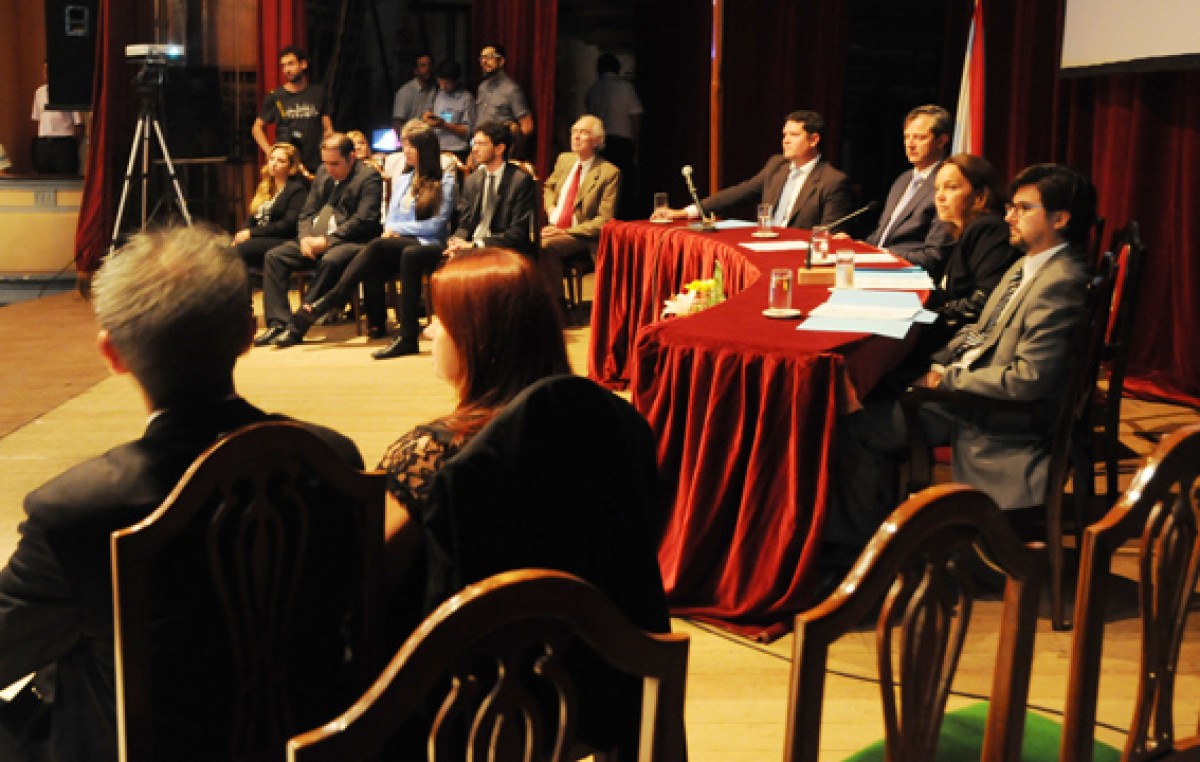 El Intendente de Paraná quiere descentralizar y anunció nuevo edificio municipal