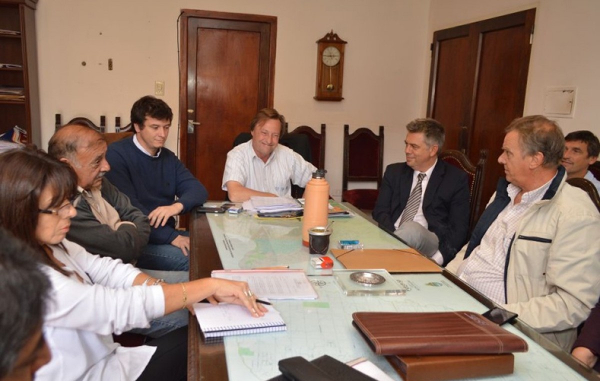 Las paritarias municipales en Paraná cerraron con un aumento del 28 %