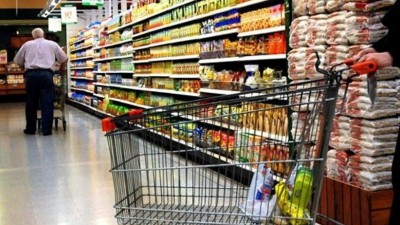 La canasta de consumo se va achicando