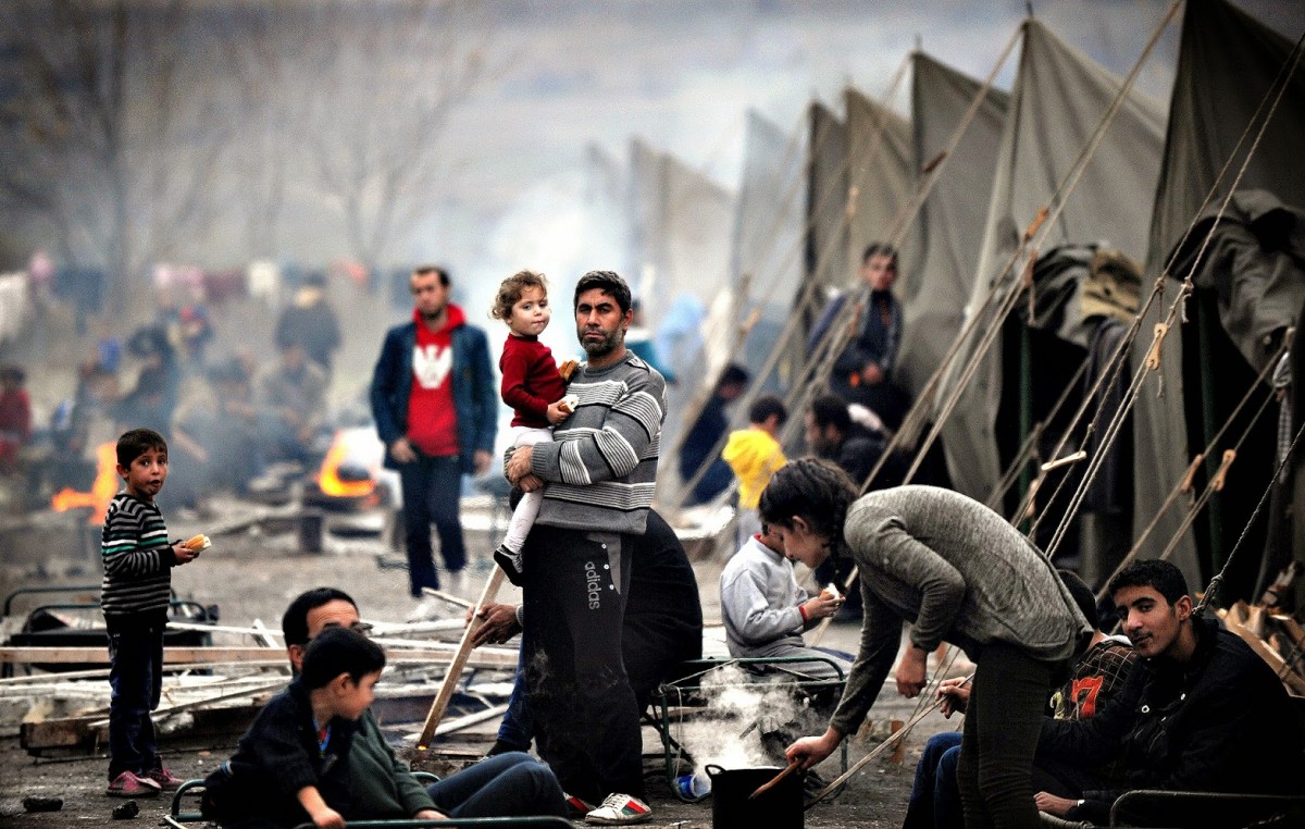 Fuerte rechazo a expulsiones masivas de refugiados en Europa