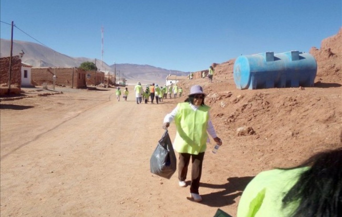 Limpiaron Tolar Grande con un proyecto ambiental