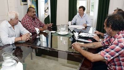 Municipales de Brown acordaron aumento salarial del 30%