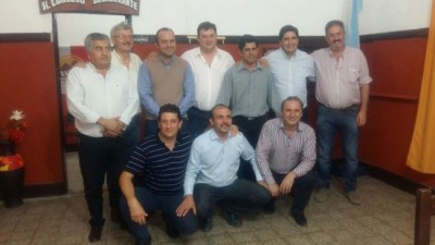 Reunión de intendentes santiagueños que analizan cuestiones de gestión