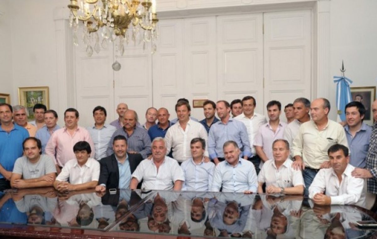Cristina convocó a los intendentes peronistas bonaerenses