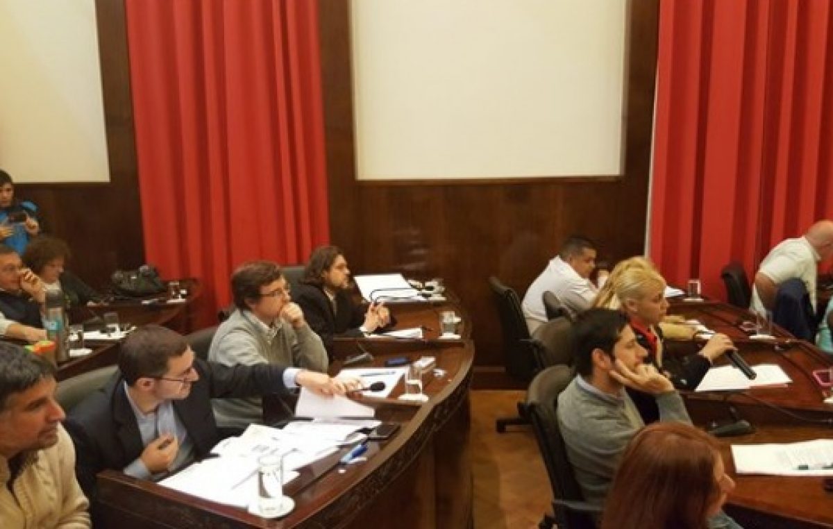 El FpV contrataca: “El desprecio por los trabajadores es tan grande que Tagliaferro se escondió”