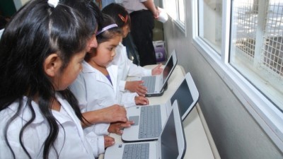Peligra conexión a Internet en 900 escuelas del interior cordobés