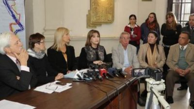 Corrientes: Denuncian violación de la Constitución provincial