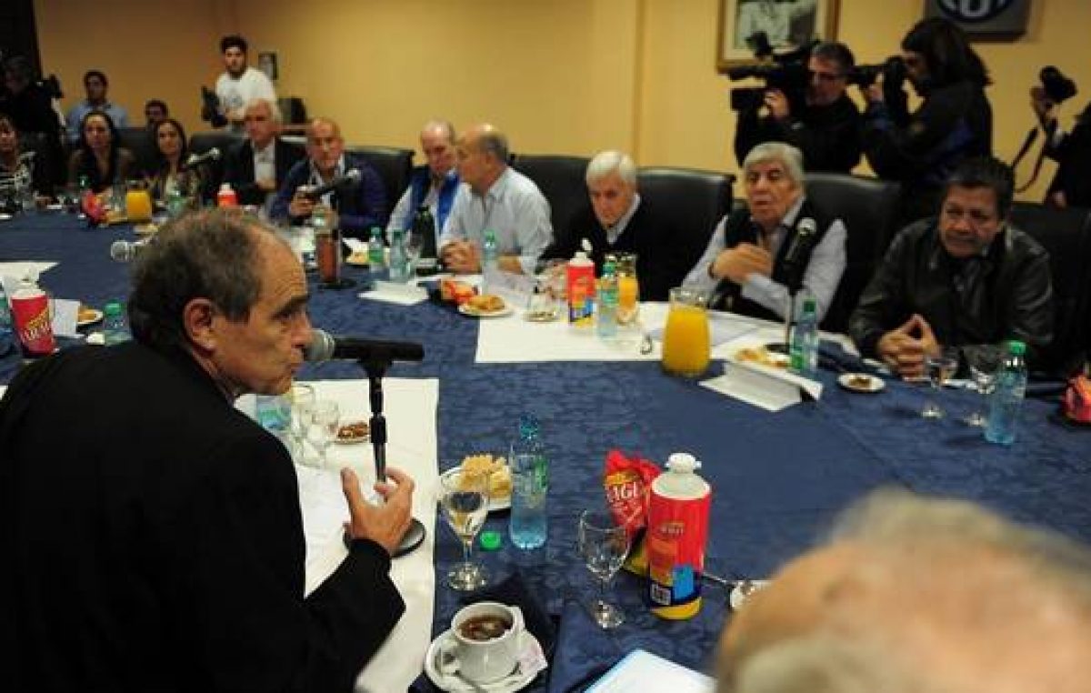 Sindicalistas y obispos, preocupados por «ajustes y despidos»