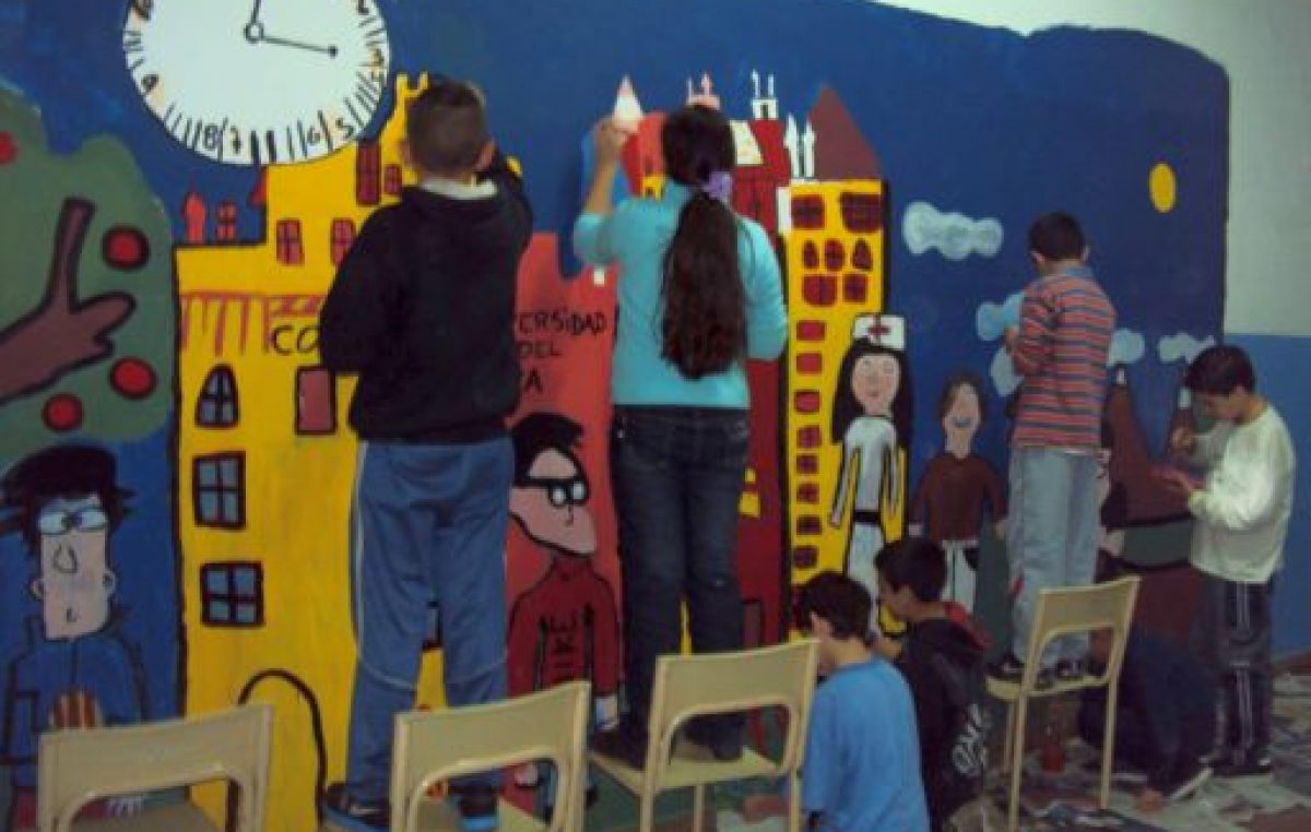 Más de 10 mil chicos de Mar del Plata, a la espera de que se pongan en marcha programas culturales