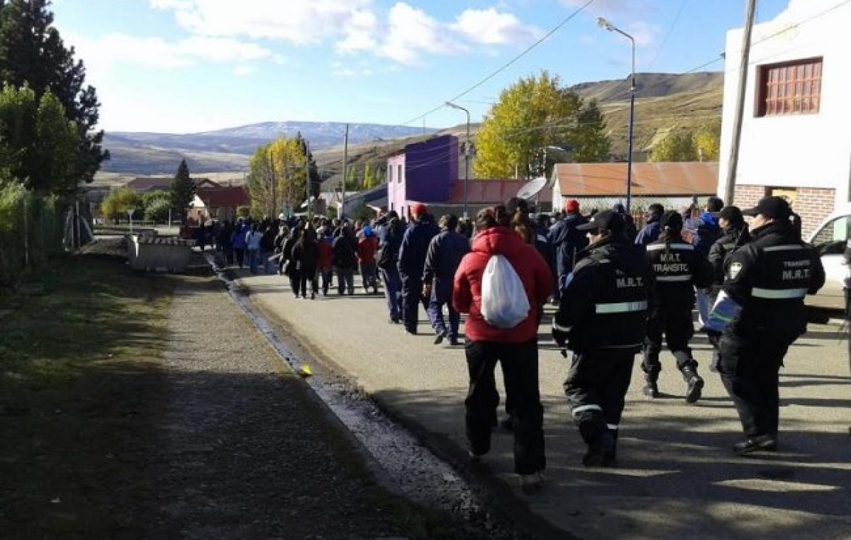 SOEM Río Turbio inició plan de lucha con un alto acatamiento