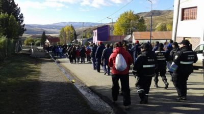 SOEM Río Turbio inició plan de lucha con un alto acatamiento