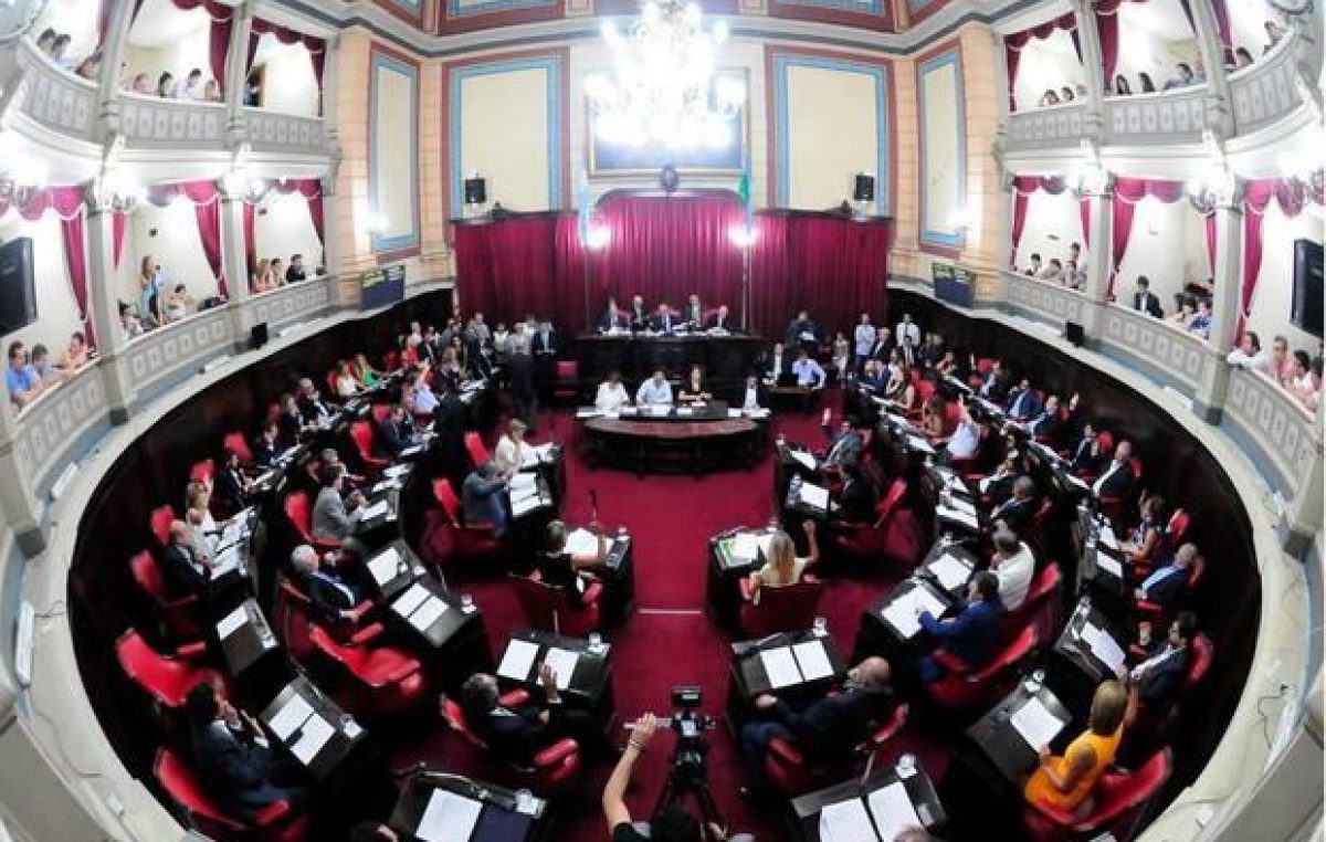 También pedirían declaraciones juradas a intendentes y concejales bonaerenses