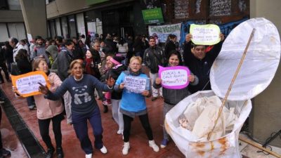 Adónde fueron los fondos extras de la tasa para cloacas en Córdoba