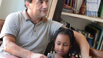 Integración: un alcalde italiano salva a su pueblo con migrantes