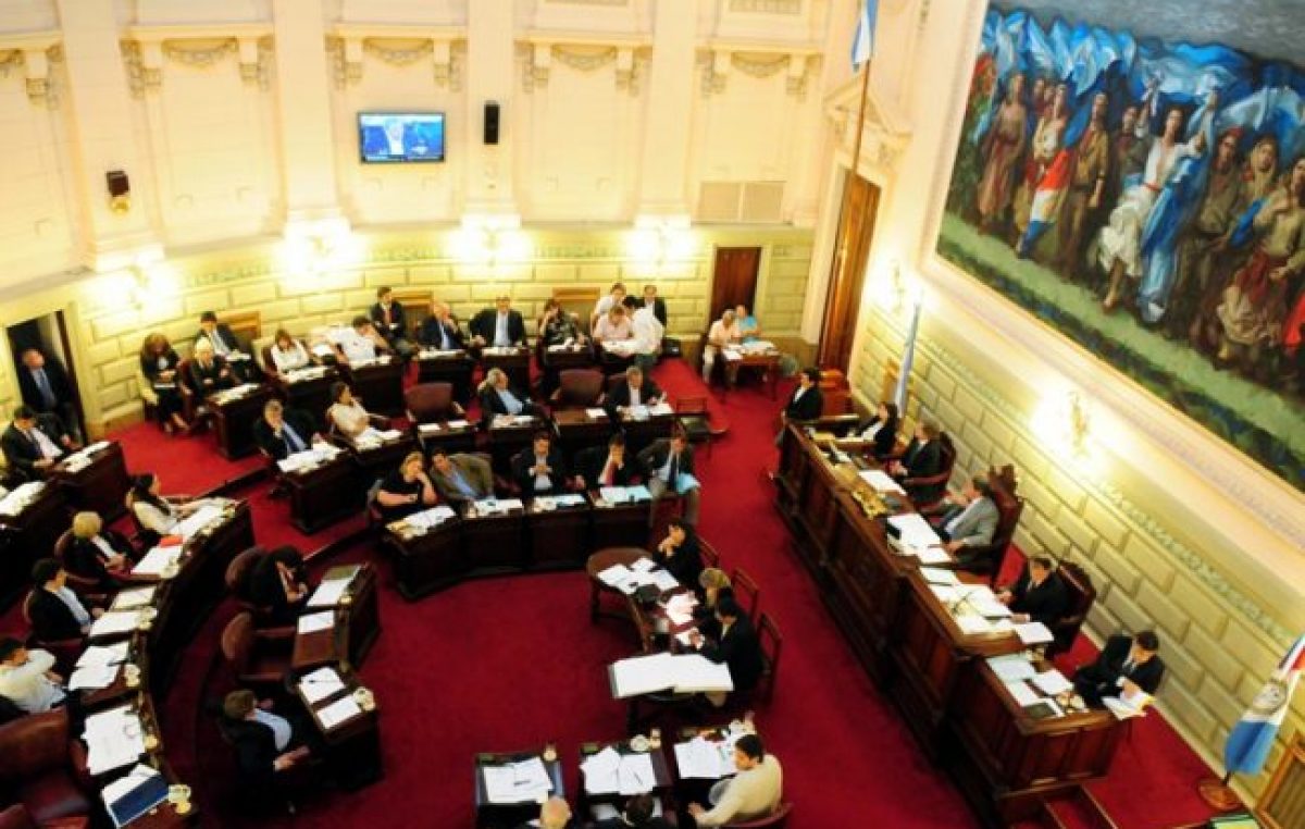 Santa Fe: Asociativismo municipal por ley