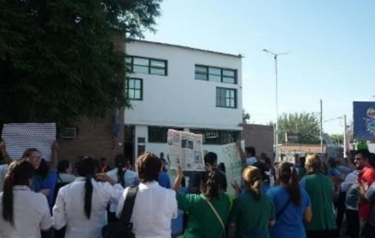 Descontaron hasta $1.500 a docentes de Valle Viejo