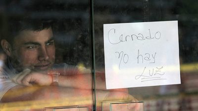 Cuatro horas diarias sin electricidad en Venezuela