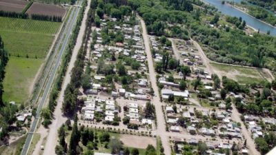 Vista Alegre, el pueblo que aún ve pasar el oro que trae Vaca Muerta