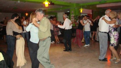 Mendoza: Impulsan una ley local que resguarde las milongas