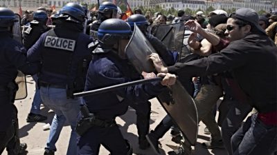 Se profundizan en Francia las protestas contra la reforma laboral
