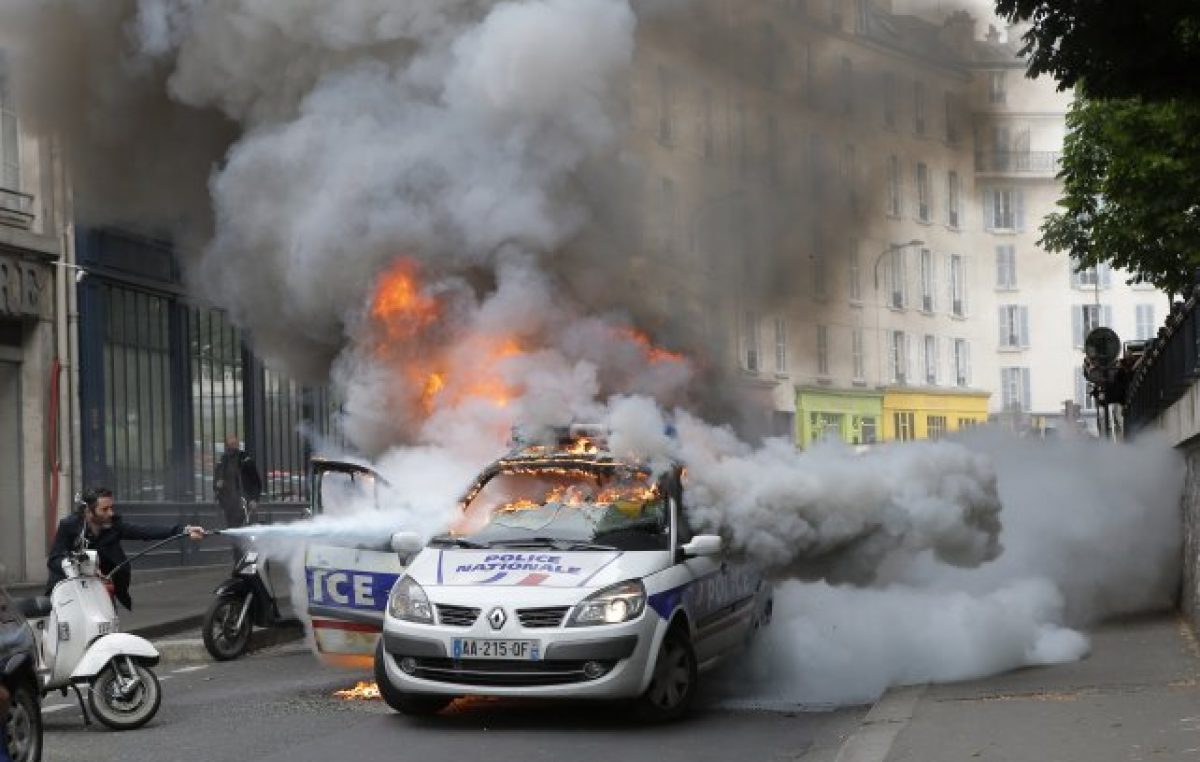 Inusual protesta policial en Francia