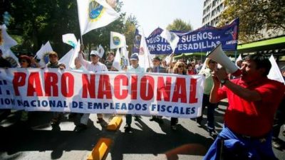 Sindicalistas chilenos llaman a paro el 31