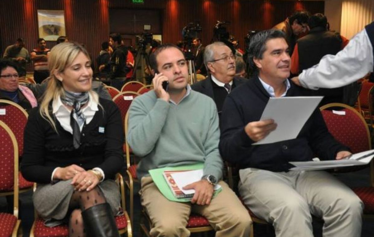 Los intendentes de Chaco aceptaron el acuerdo por la coparticipación 