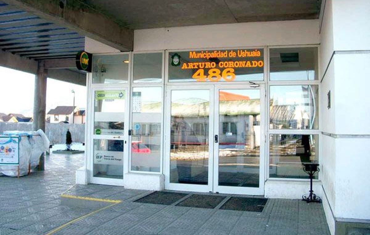 El Intendente de Ushuaia otorgó un aumento del 15% para los trabajadores municipales