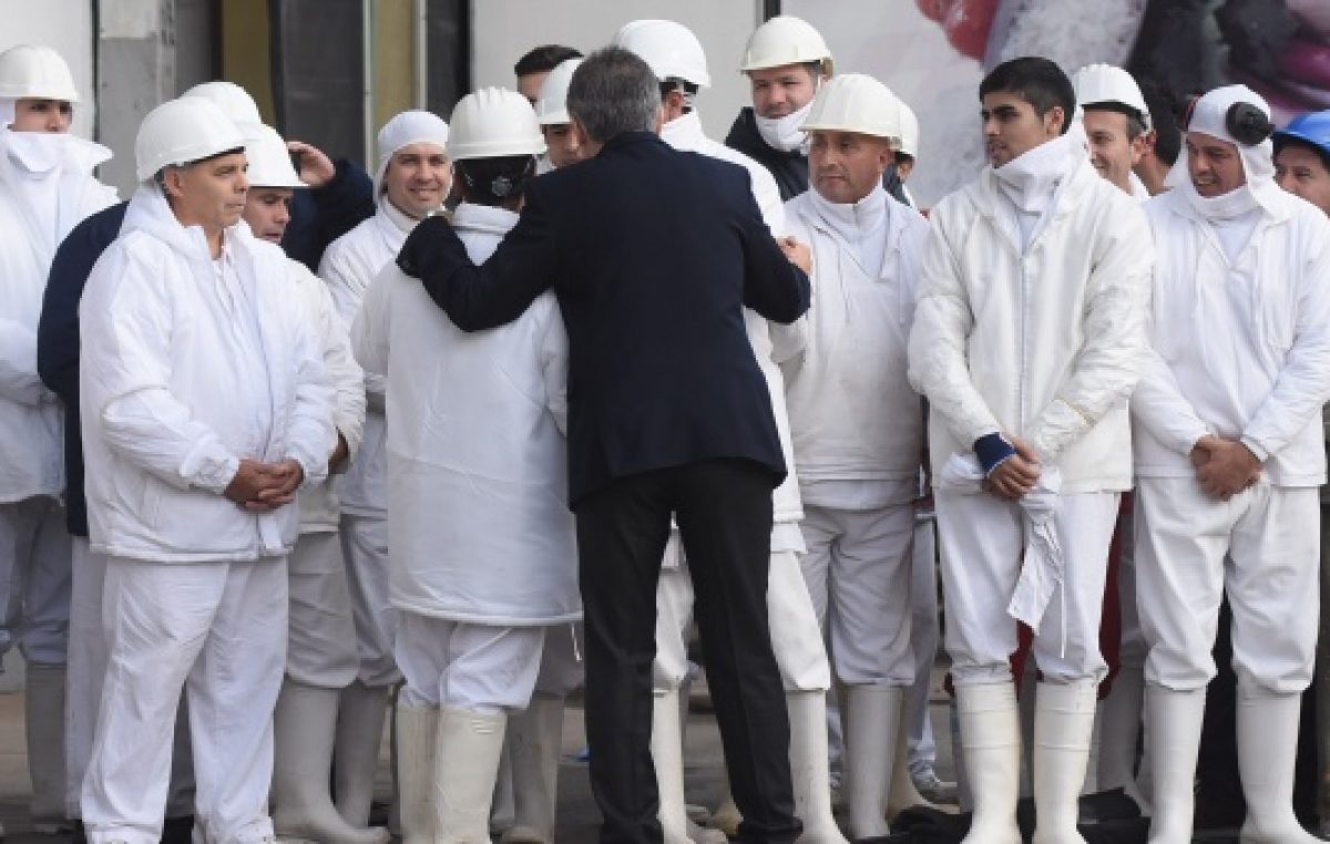 El otro lado de Cresta Roja: Aseguran que había trabajadores de paro durante la visita de Macri