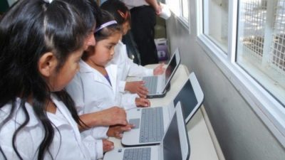 Presentaron un proyecto para que todas las escuelas de Rawson tengan internet