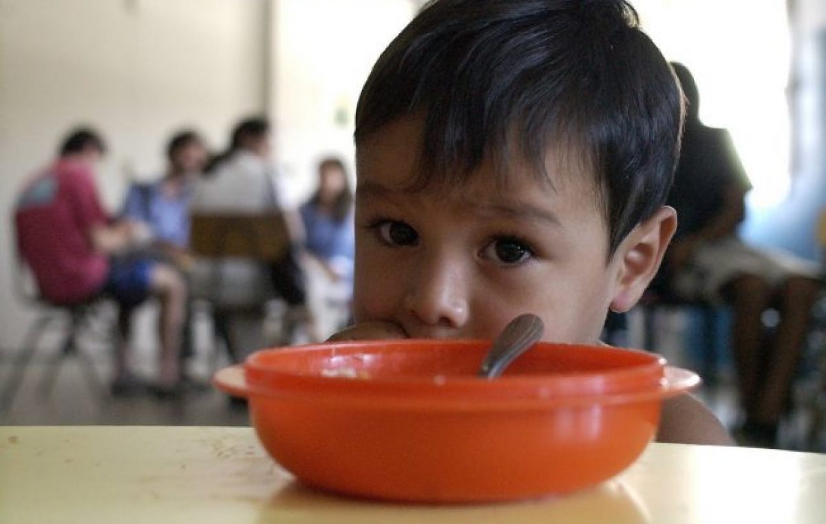 El obispo de Río Cuarto alertó que en los barrios crecen los pedidos de comida