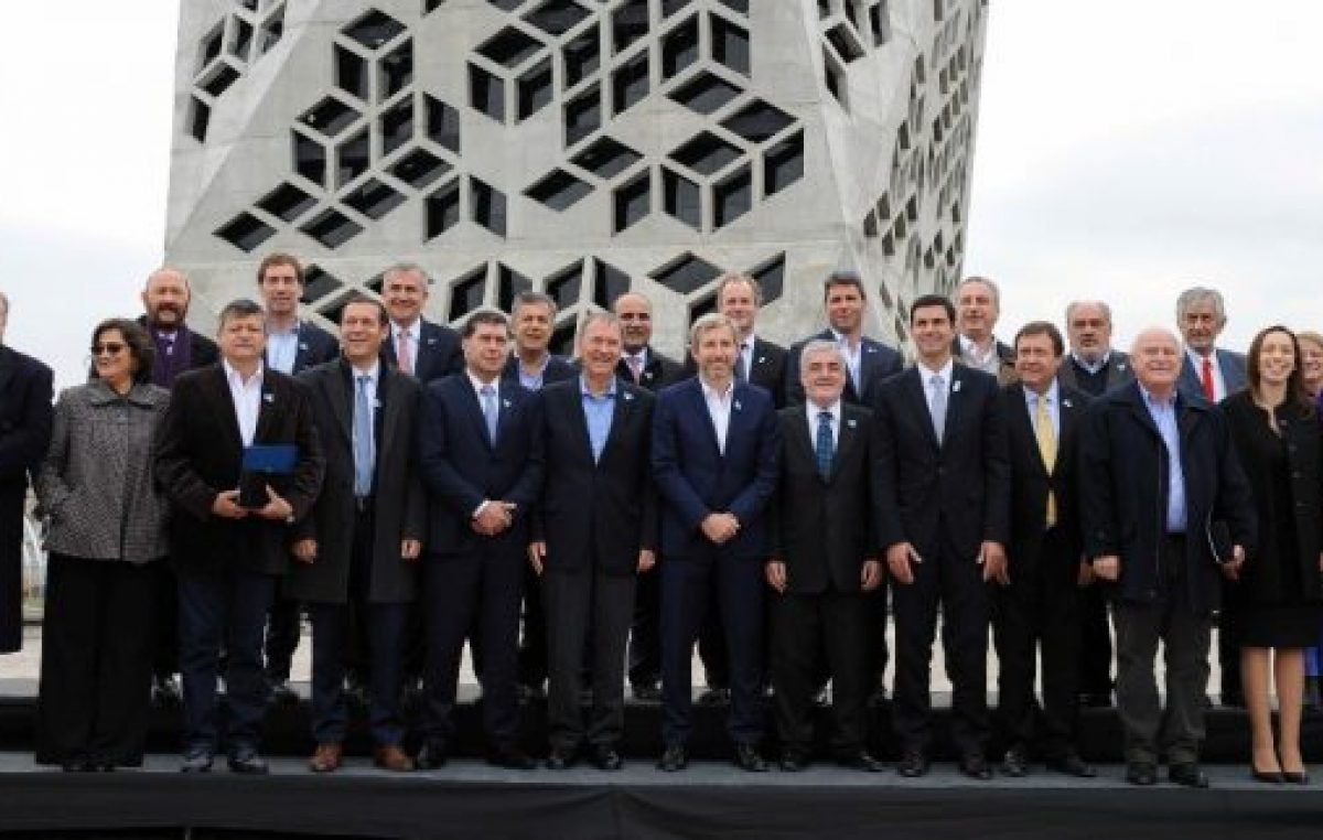 Amplio acuerdo con las provincias para la devolución del 15% de la coparticipación
