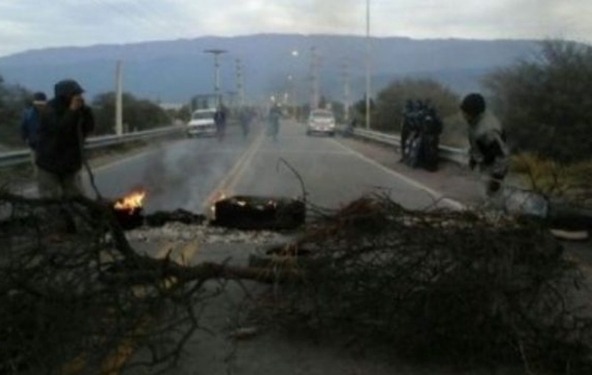 No cesa la tensión en Valle Viejo por el reclamo de los gremios