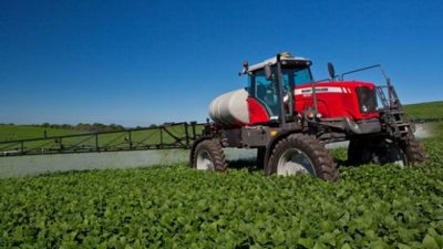 Unas 100 localidades santafesinas limitan el uso de agroquímicos