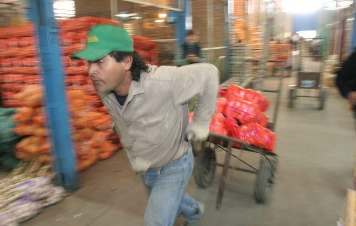 La pobreza avanza sobre los que trabajan en la informalidad