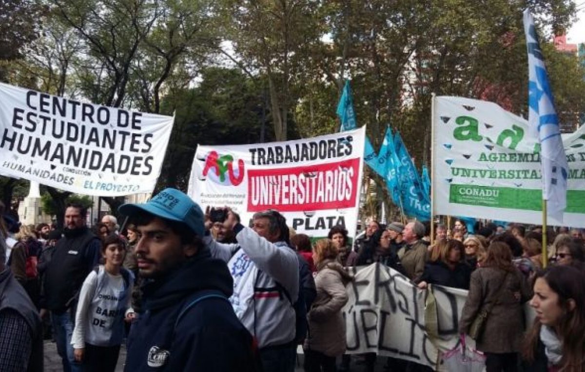 Contra la ley de emergencia en La Plata