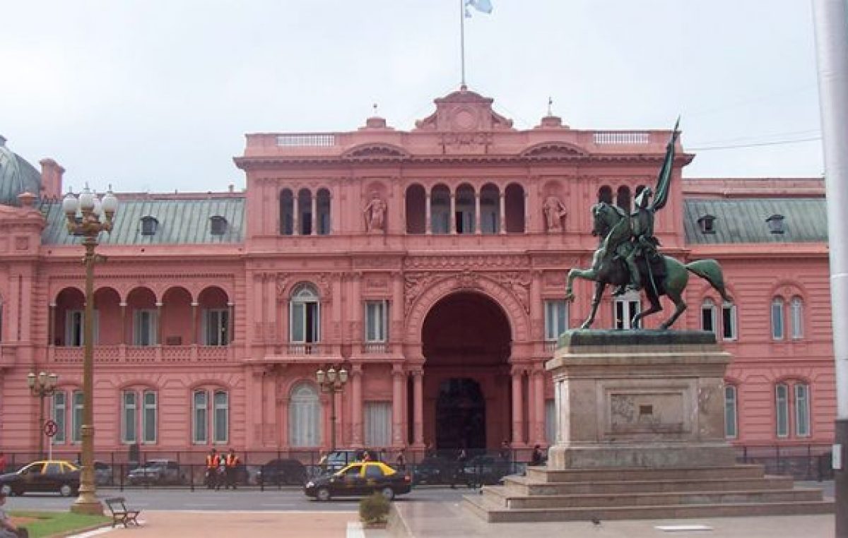 La Nación recortó 32,6% de transferencias a provincias para obras públicas