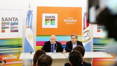 El Gobernador de Santa Fe entrega aportes de obras menores