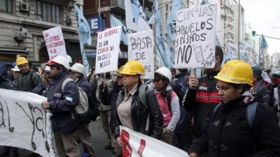 Nuevo cruce entre López Medrano y movimientos sociales por los alimentos para comedores